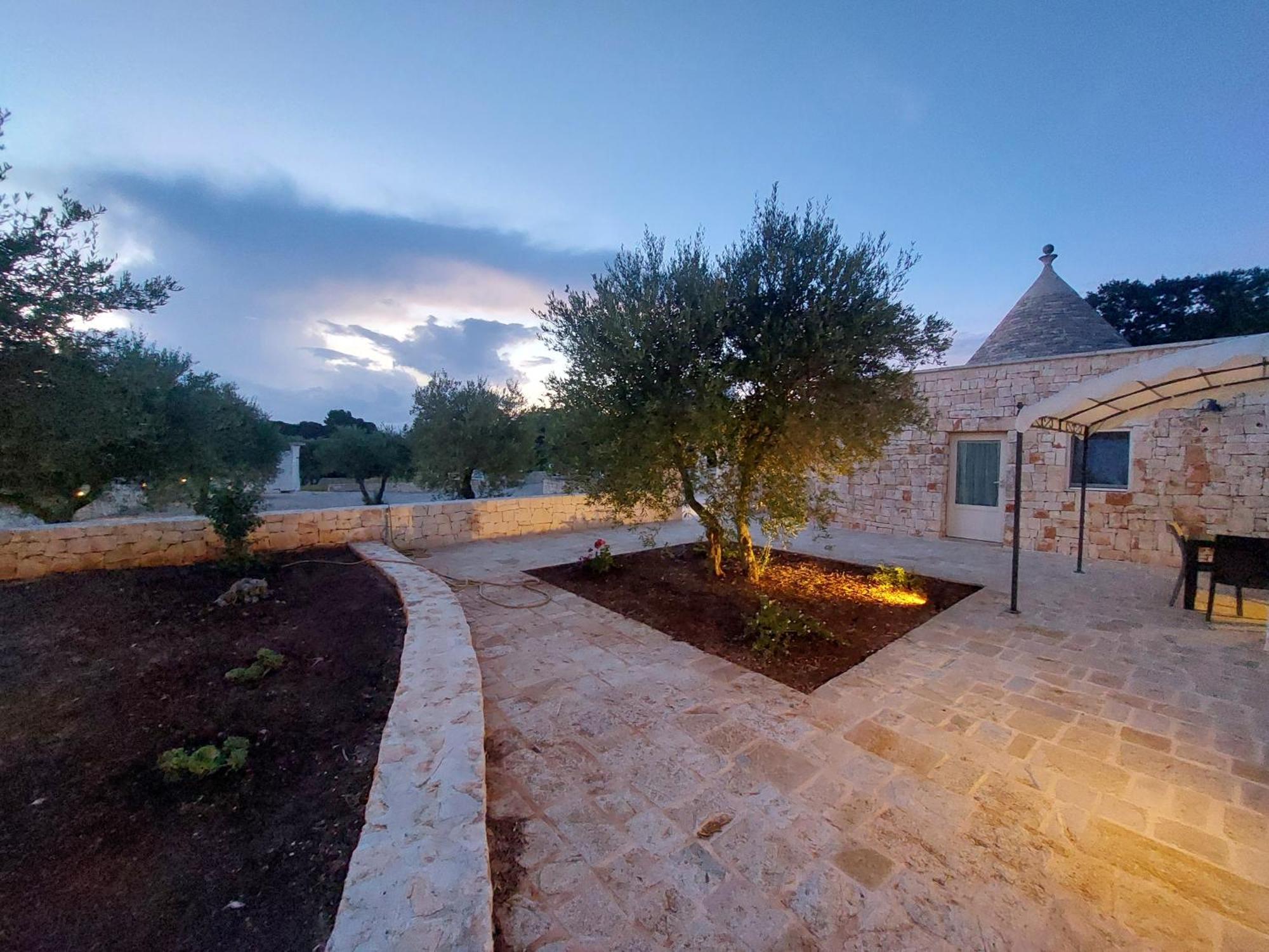 Trullo Amico Villa ชิสแตร์นีโน ภายนอก รูปภาพ