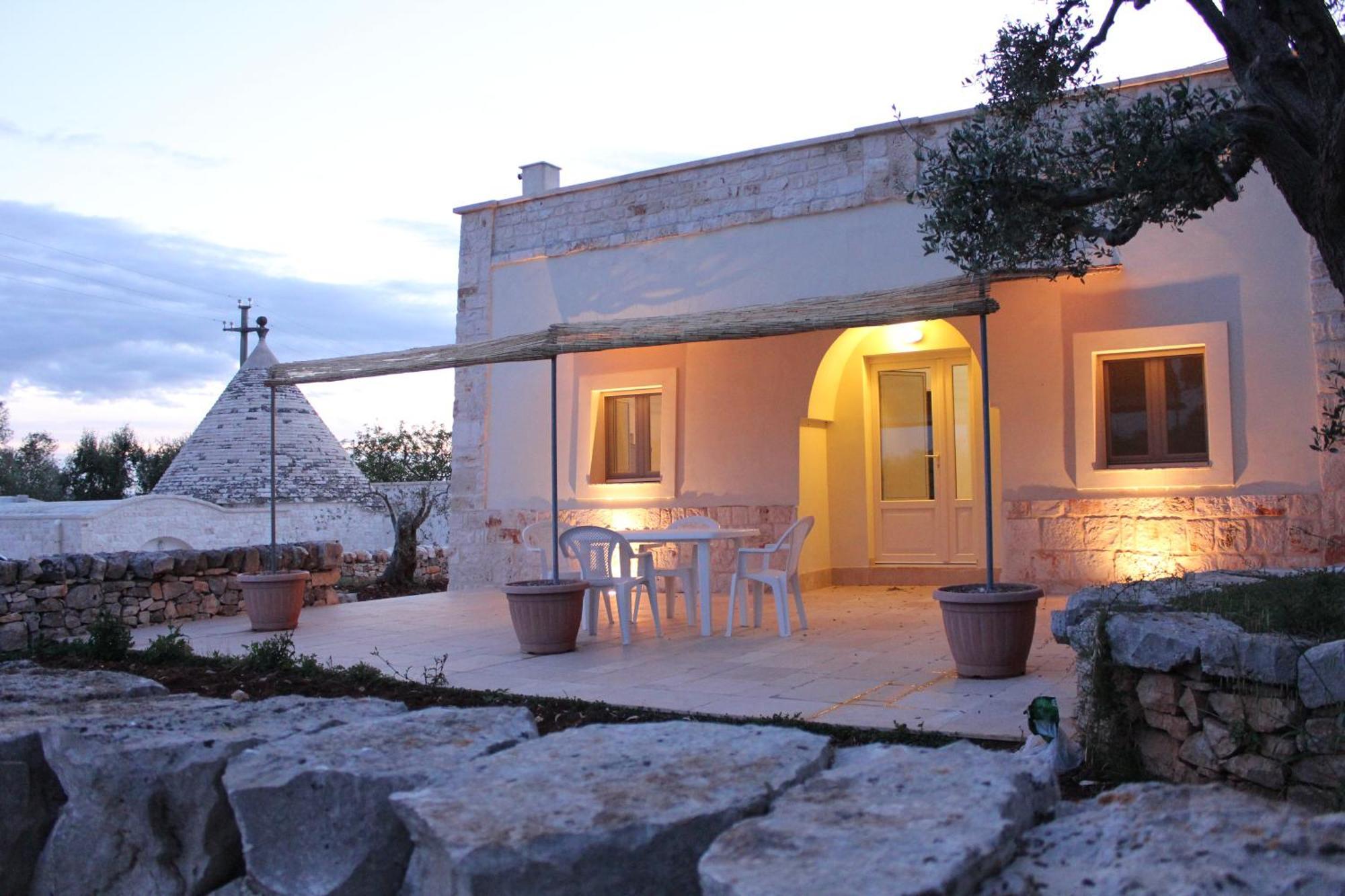 Trullo Amico Villa ชิสแตร์นีโน ภายนอก รูปภาพ
