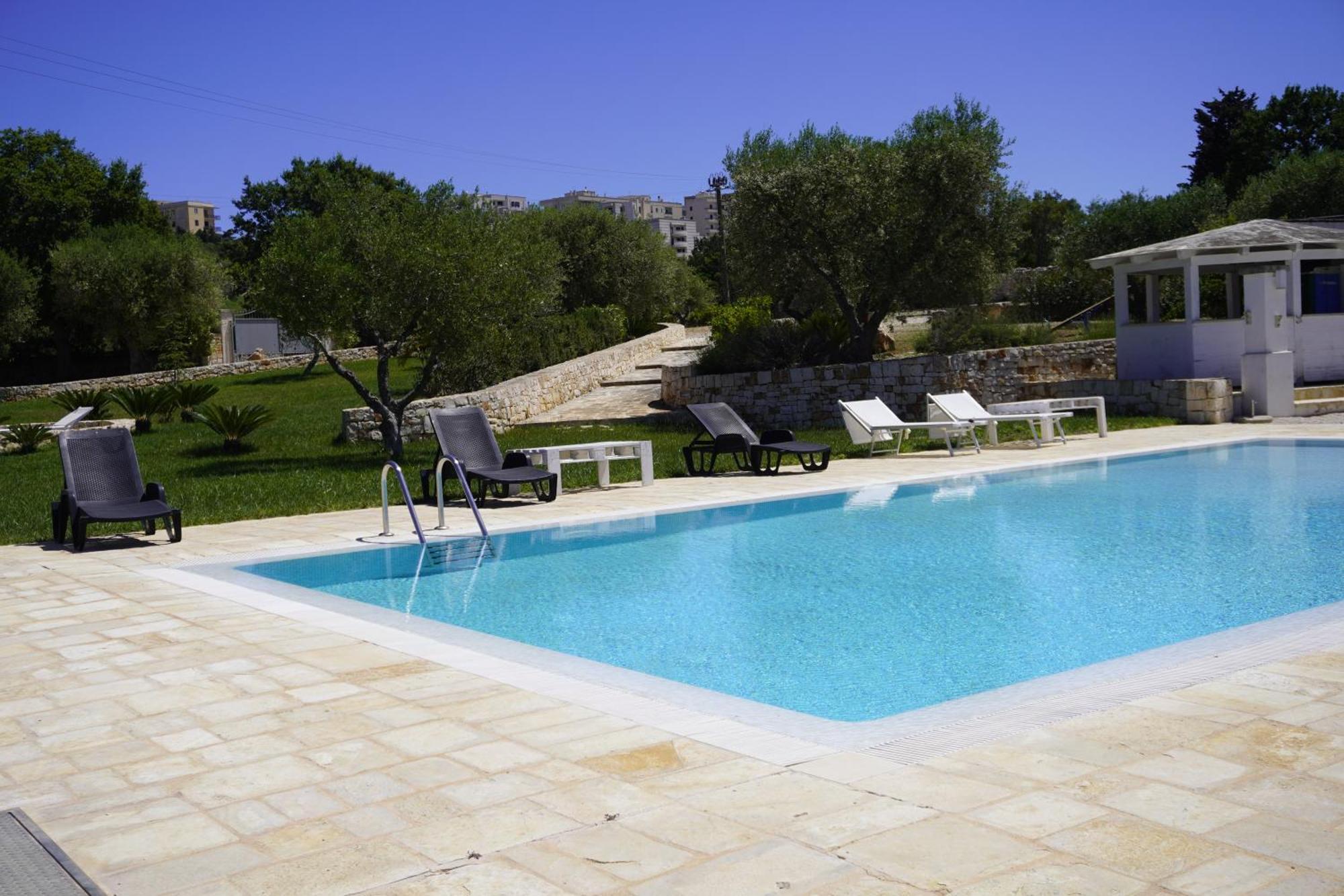 Trullo Amico Villa ชิสแตร์นีโน ภายนอก รูปภาพ